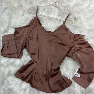 Beautiful Off shoulder top